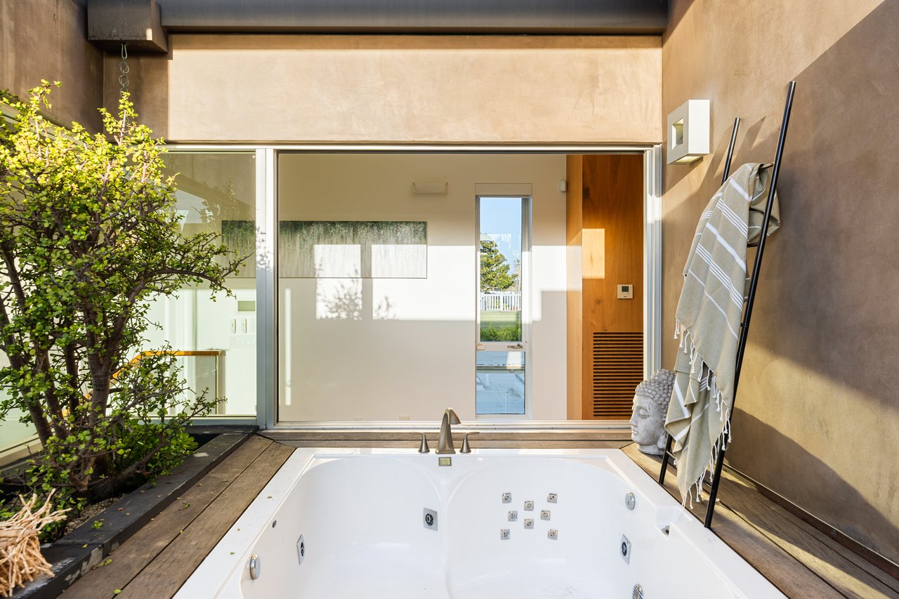 524 Rialto Ave, Venice