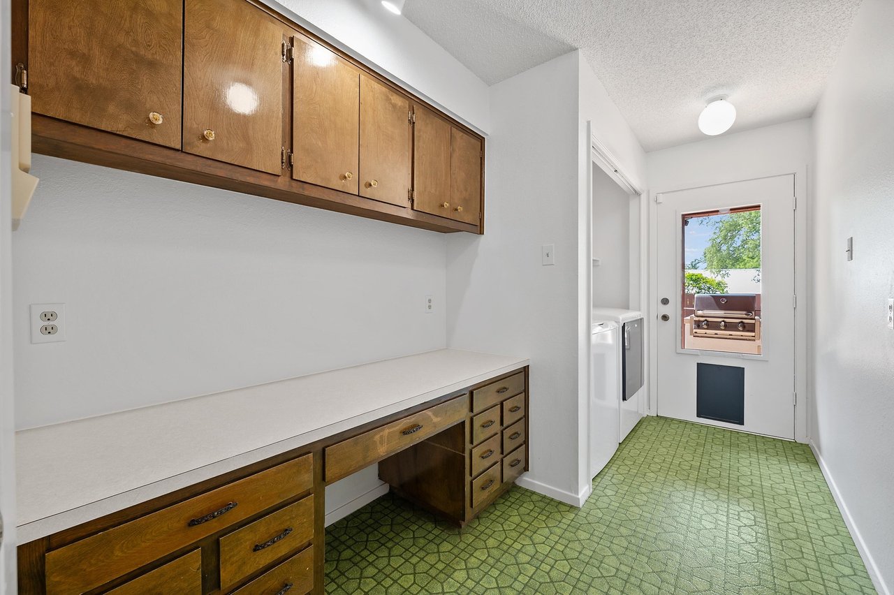 7602 Parkview Circle