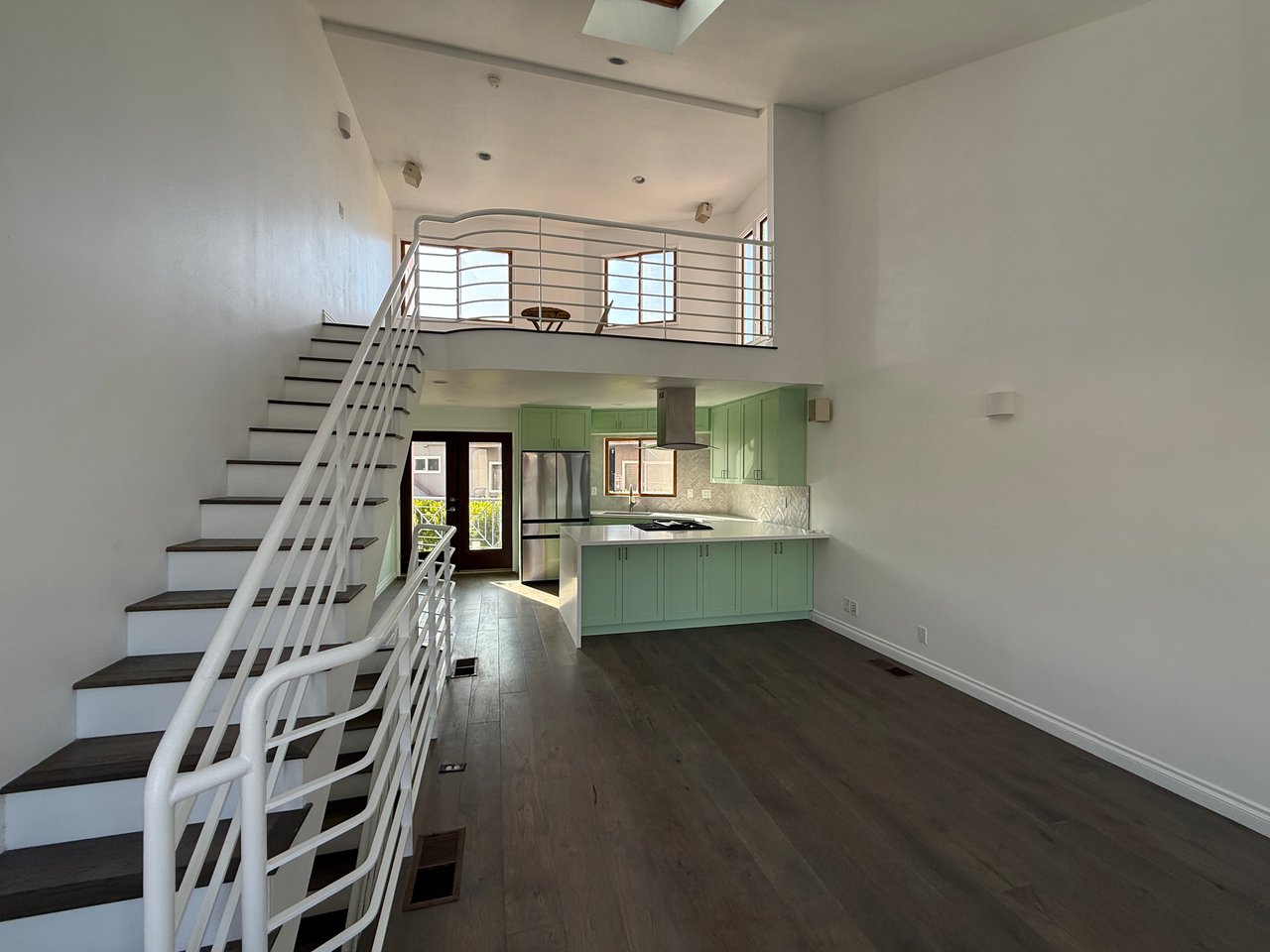 2454 4th St #4, Santa Monica