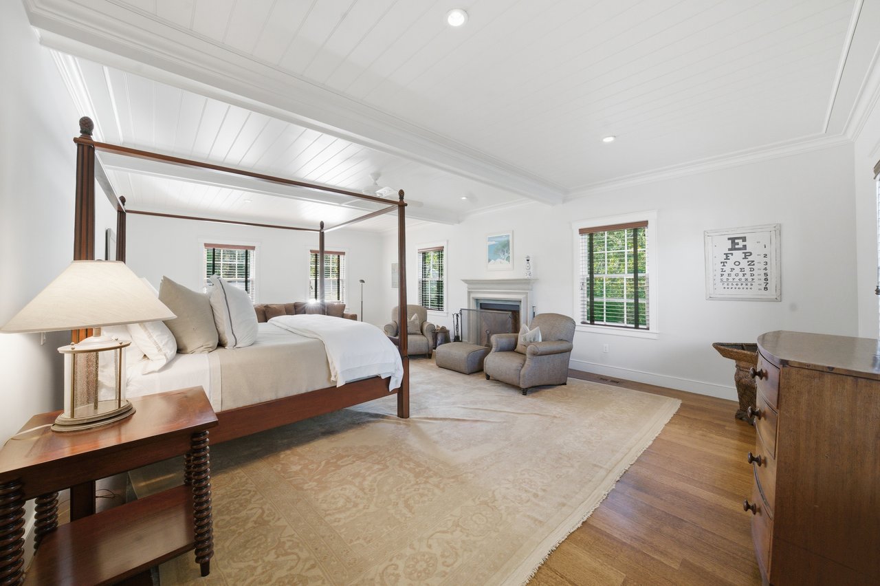 24 Katama Bay View Road 