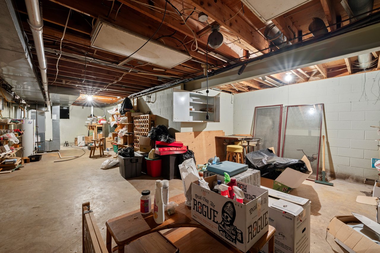 2408 E 800 N, La Porte, IN 46350