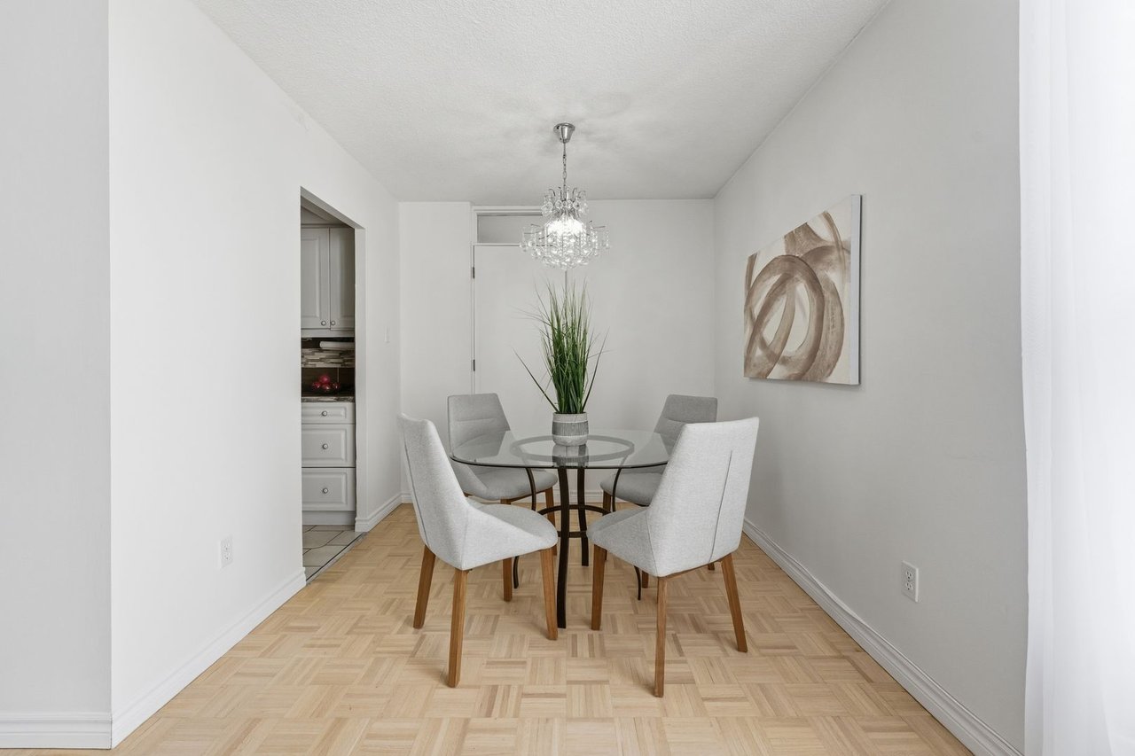 3170 Kirwin Ave 1010