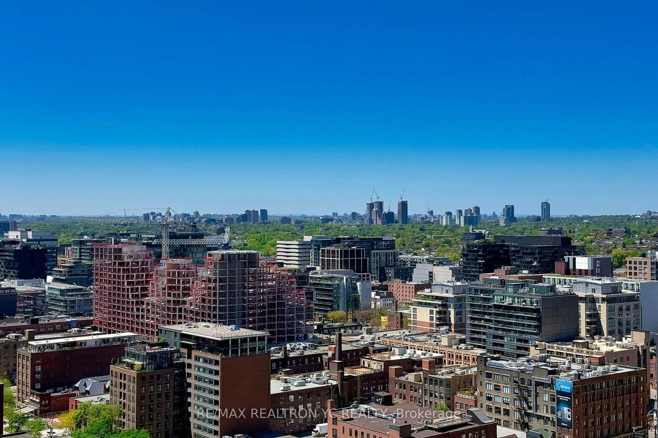 A GEM IN THE HEART OF DOWNTOWN 