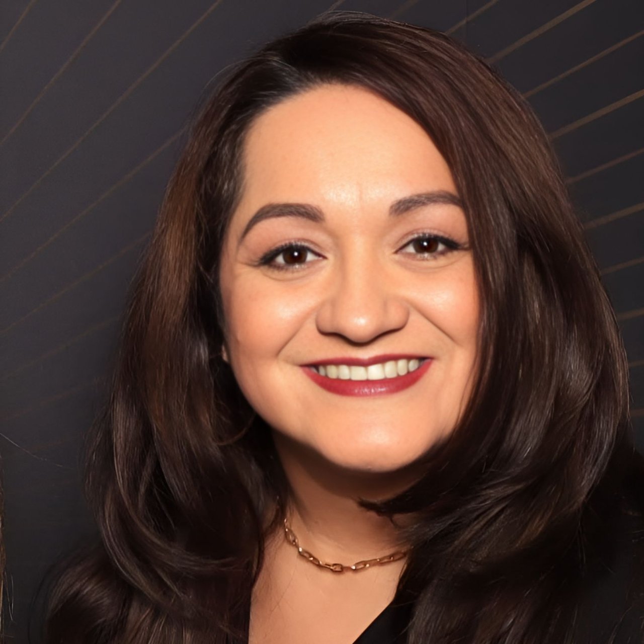 Sandra Rincand-Idrogo San Antonio, TX Real Estate Agent Headshot