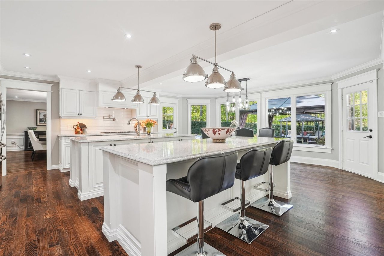 1662 Roundleaf Court