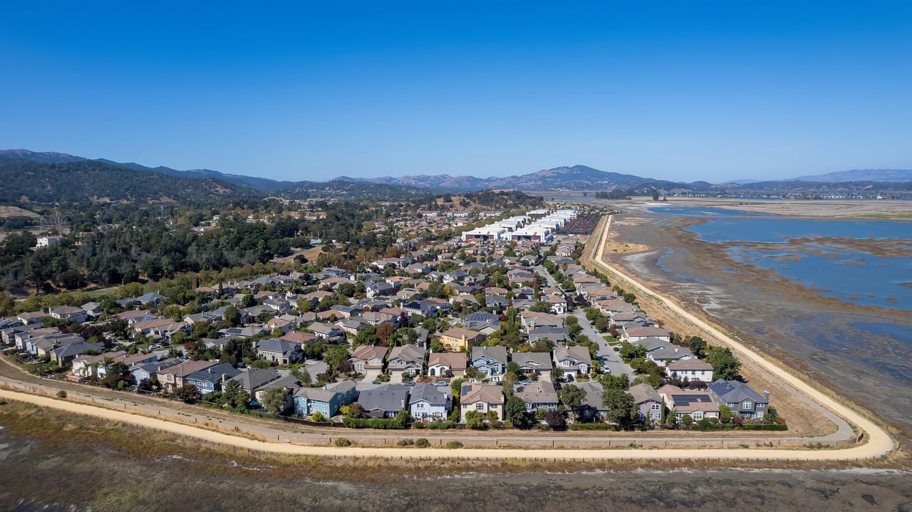 Which Hamilton Field Are You Looking At? Why Every Price Site Shows a Different Number