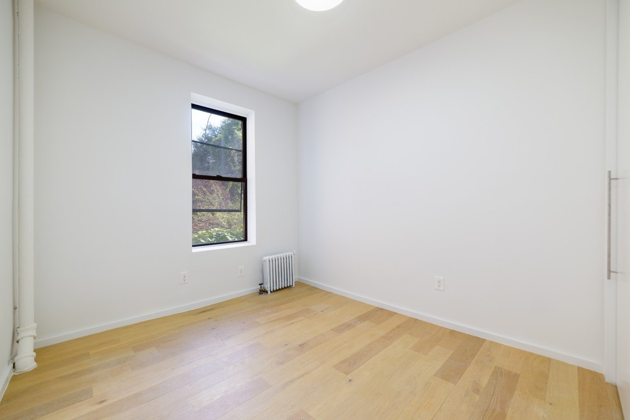 4109 Seventh Avenue Unit: 1C