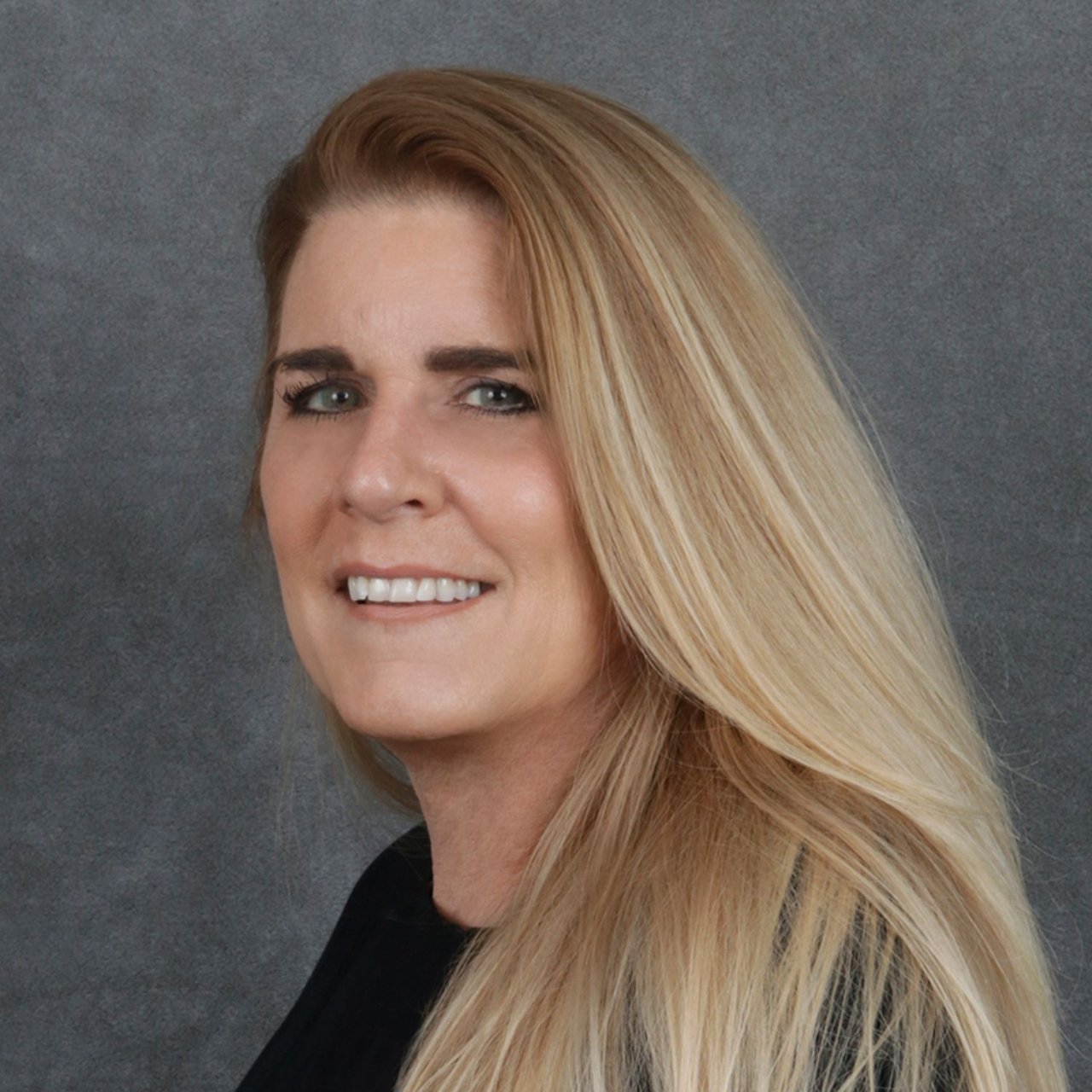 Dana Diorio-Clayton Ship Bottom, NJ Real Estate Agent Headshot