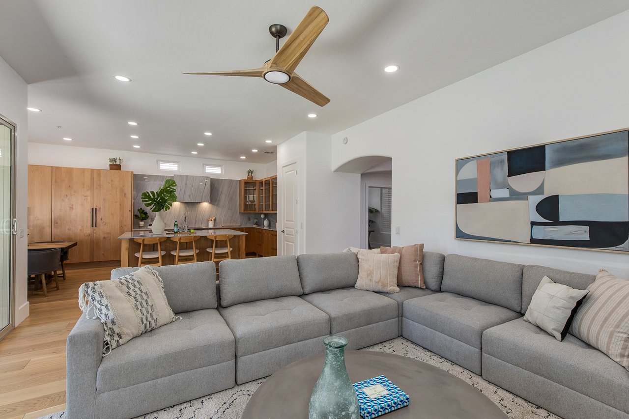 7471 E SUNNYVALE Drive