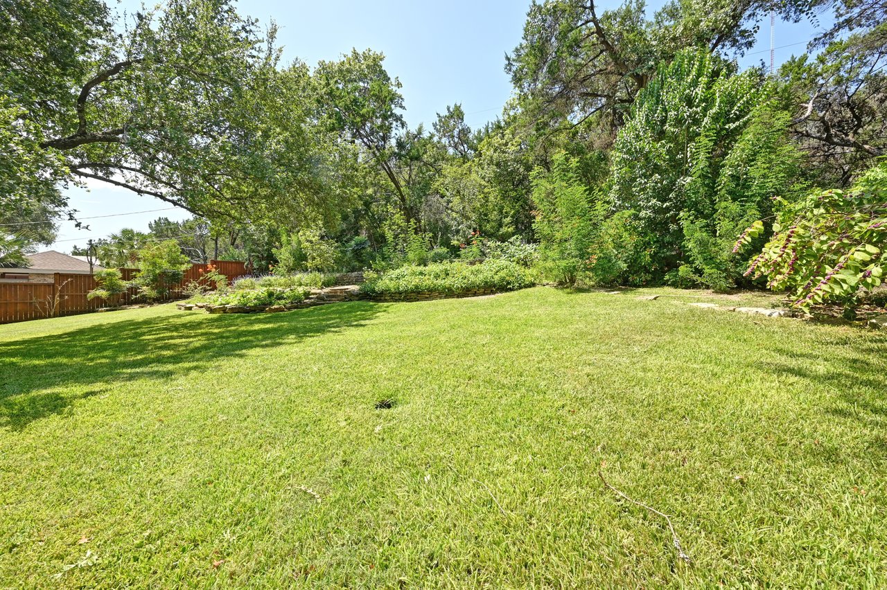 4207 Bennedict Lane