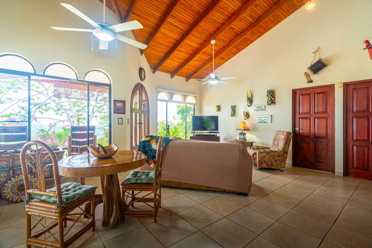 Front Ridge Ocean View Casa Mono Titi – Tres Rios, Costa Rica