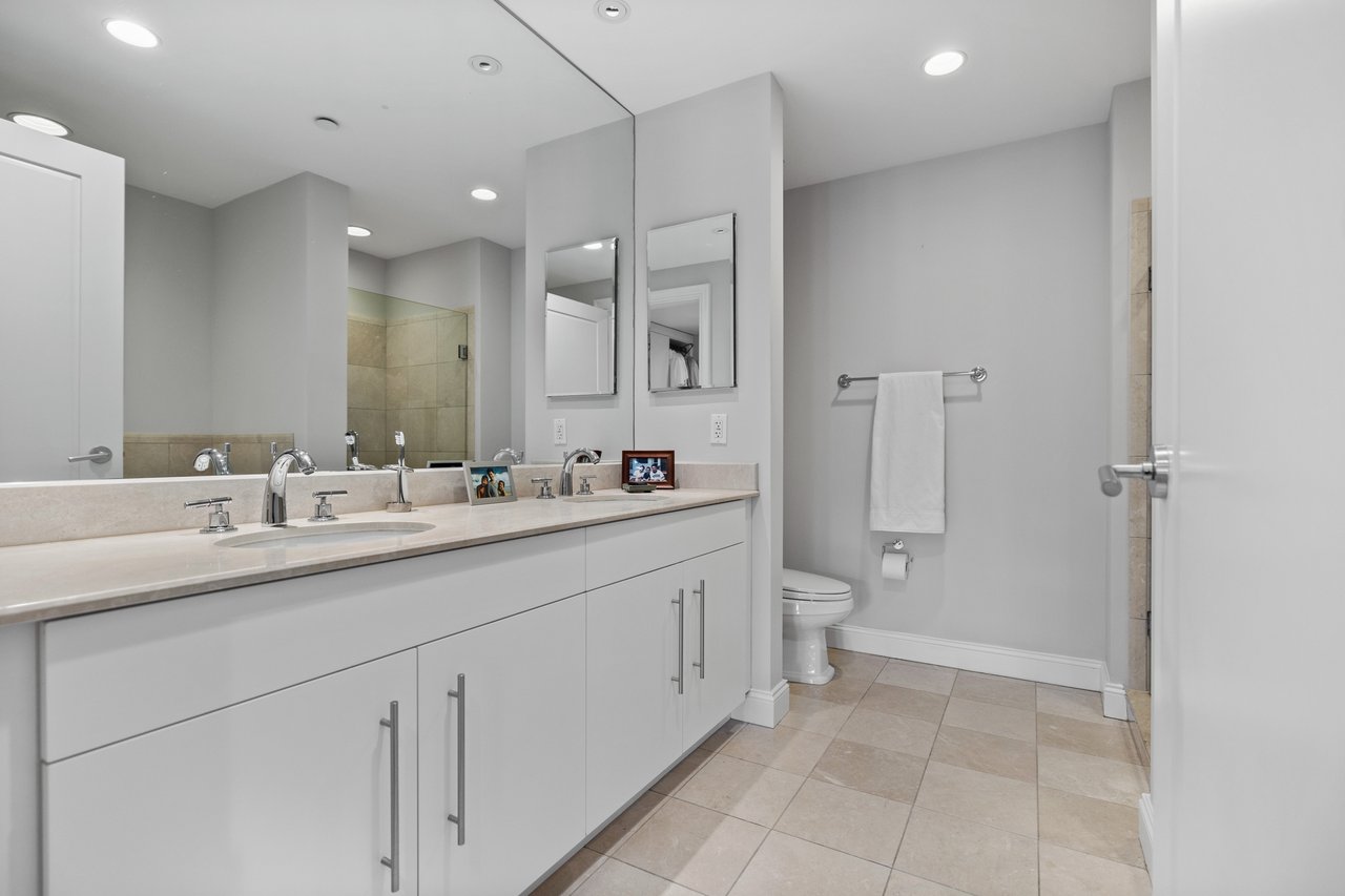 Five-Star Living at The Residences at Mandarin Oriental