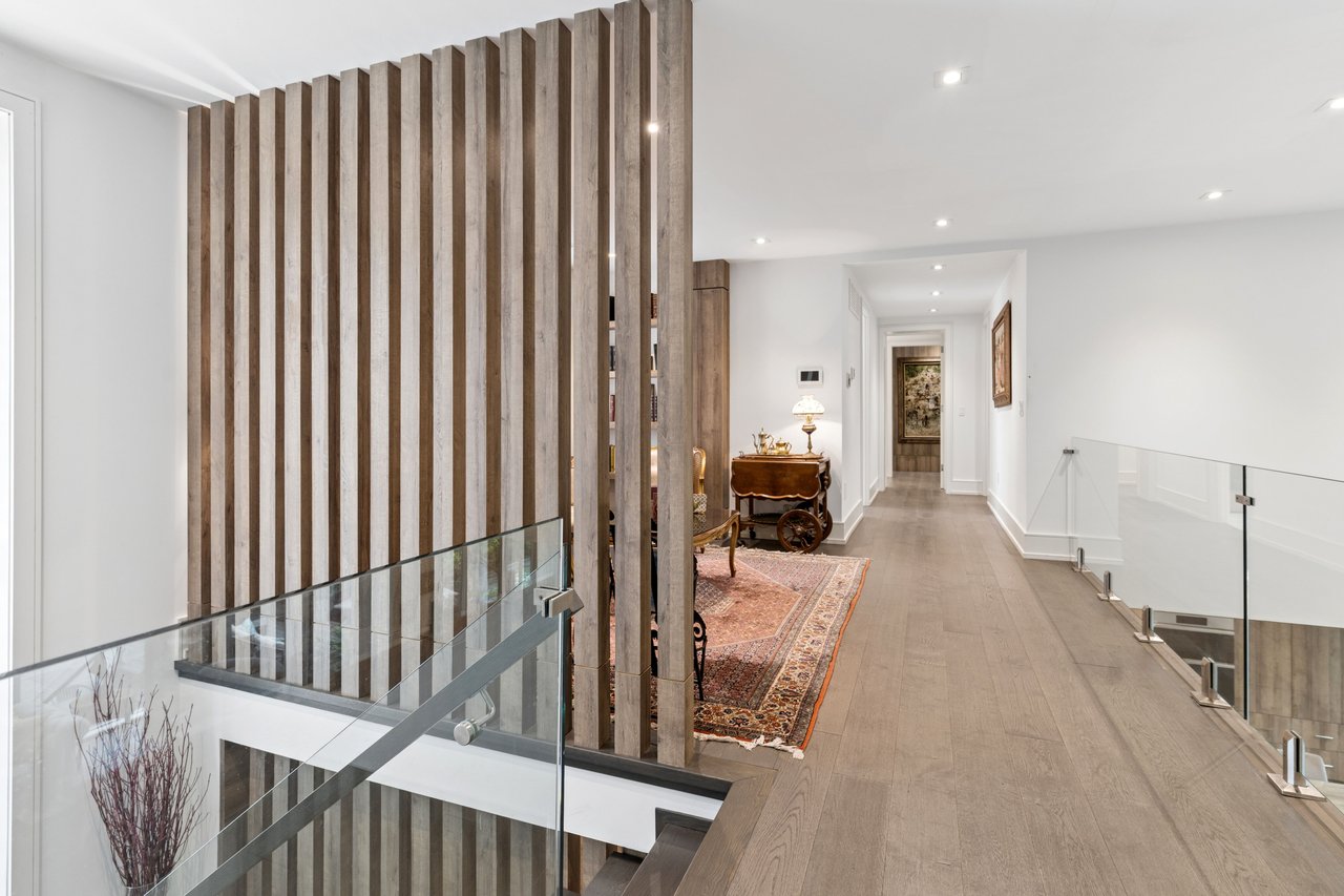 150 Sandringham Drive