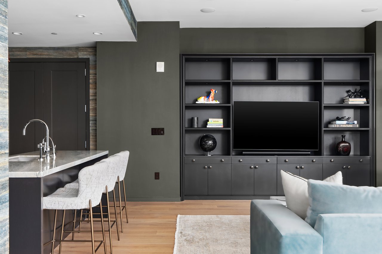 200 Congress Ave, Unit 21D