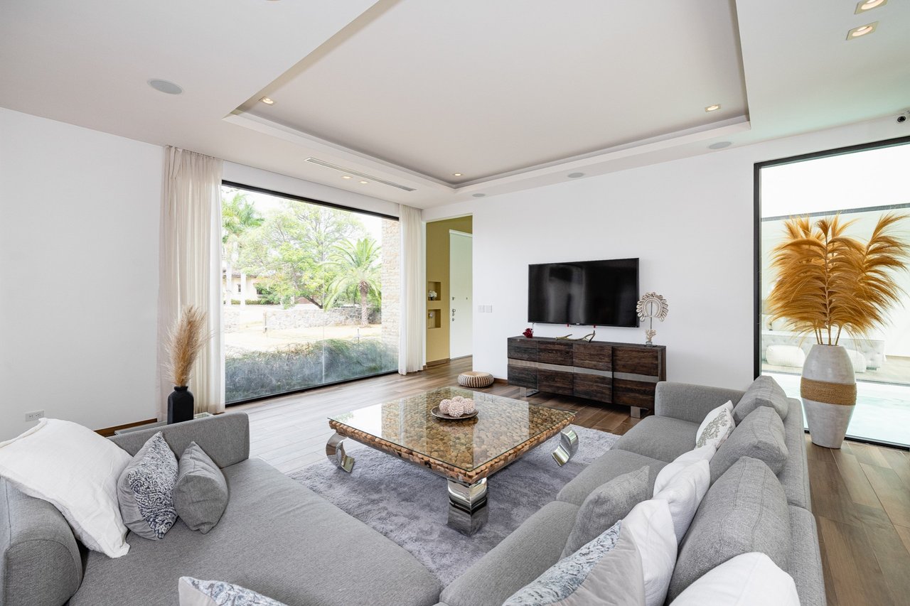 Reserva de Golf 49 – Elegance in Every Corner Hacienda Pinilla