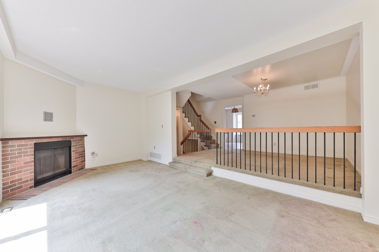 1160 Walden Circle #11