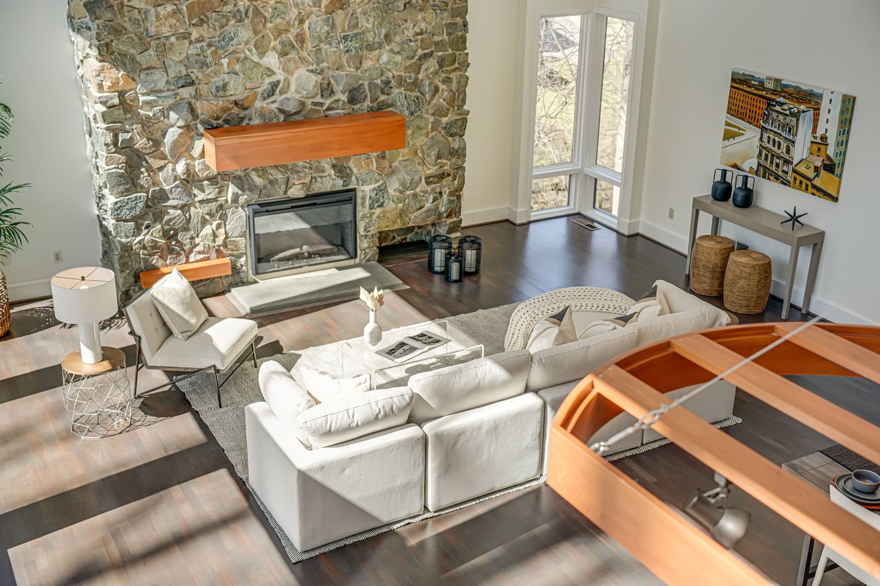 1402 Ingeborg Ct McLean, VA 22101