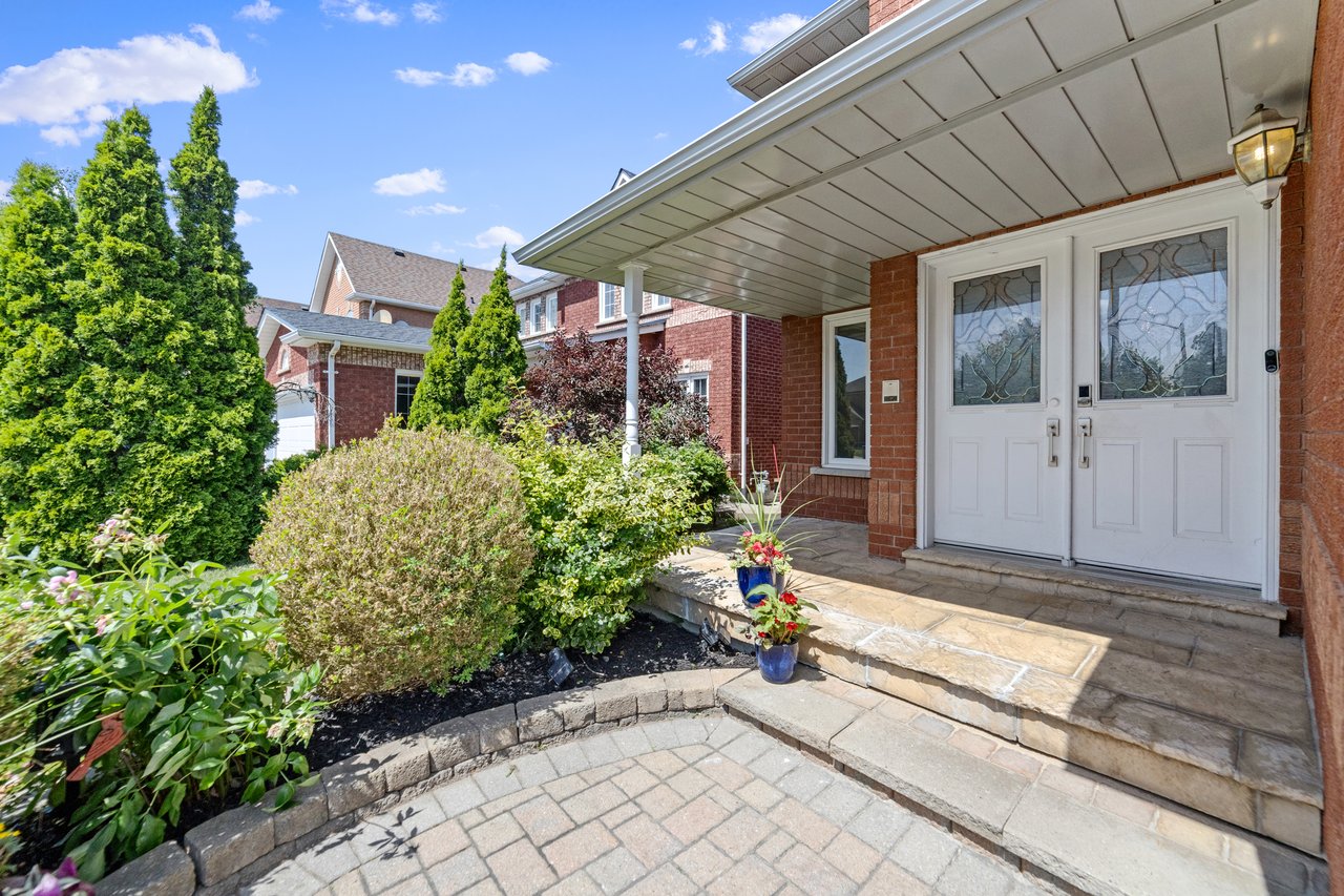 6837 Lisgar Drive