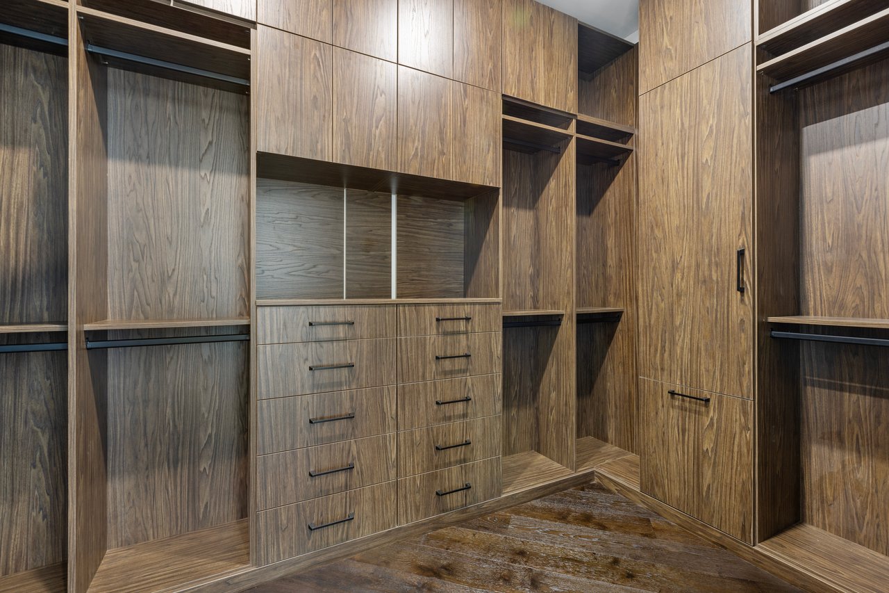 Murray Rd in Soso With Beautiful Water & Island Views