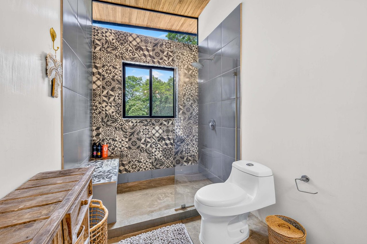 Casa Chavela | Luxury 4-Bedroom Home with Guest Cabin & Pool in Tamarindo
