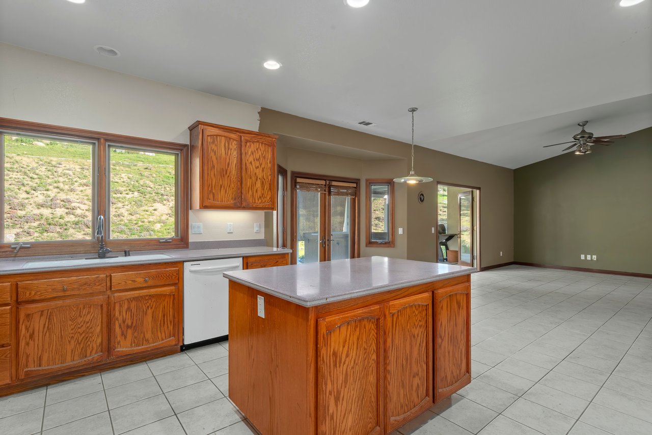 40994 Calle Bandido