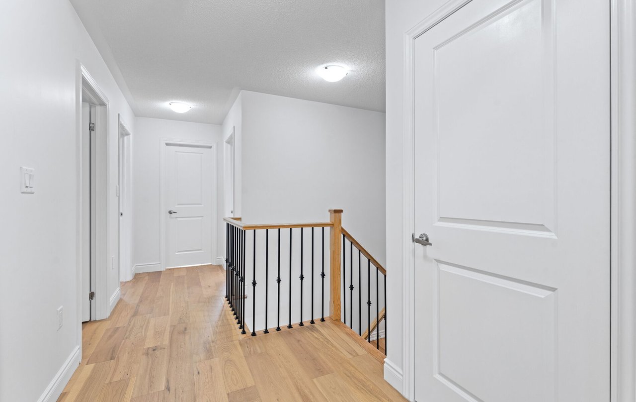 1206 Corby Way