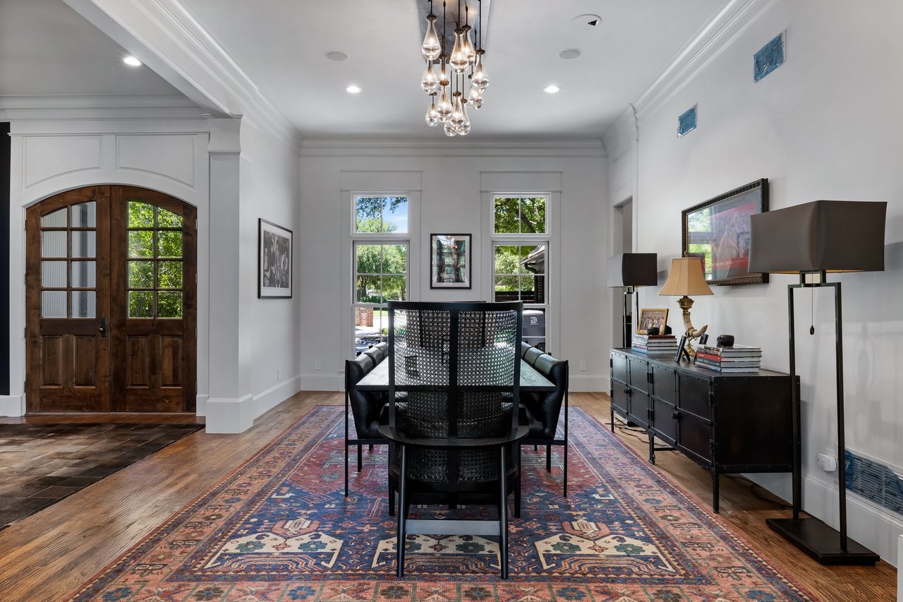 5620 Walnut Springs Ct