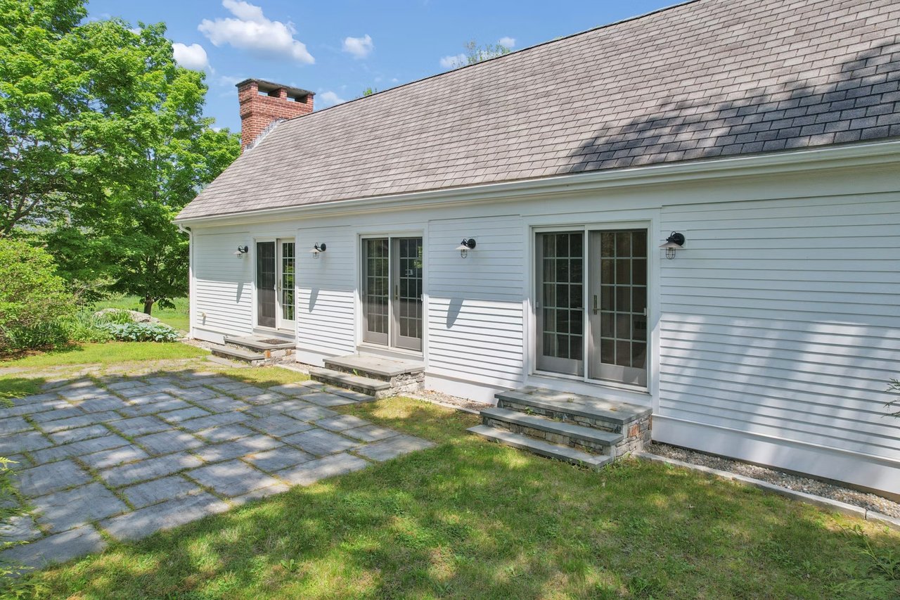 26 Madigan Ln