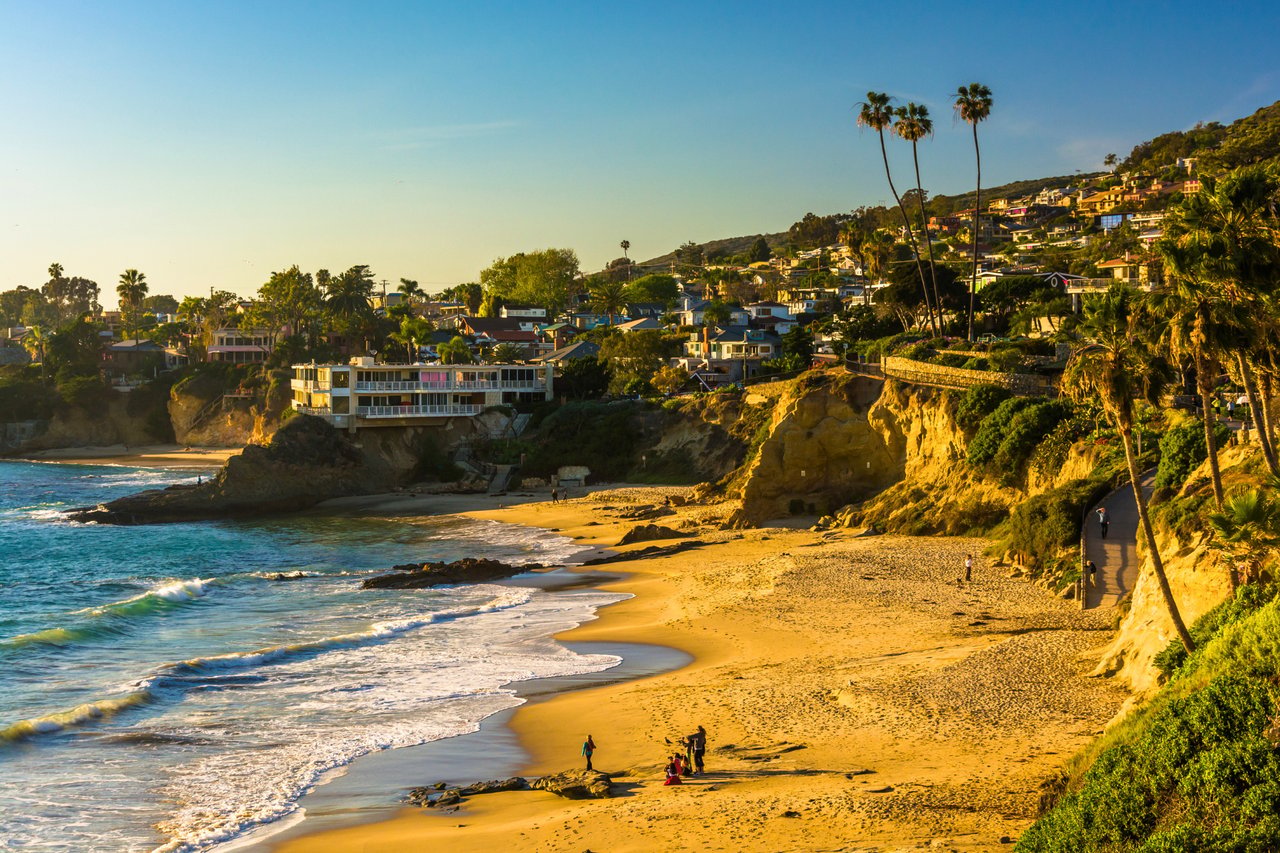 Coastal Property Red Flags: What to Spot Before Closing cover