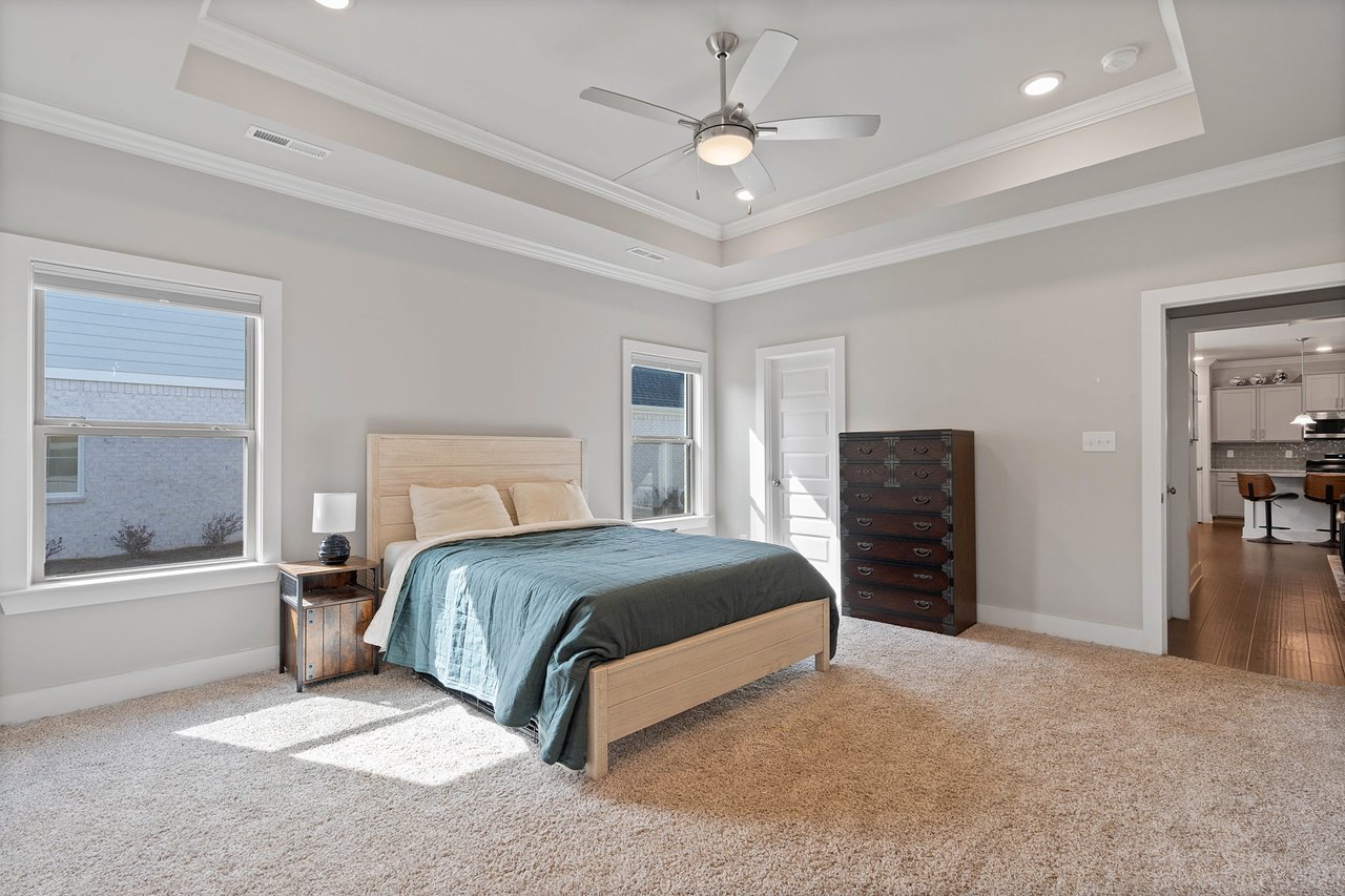 Elegant Home Near Goldsmith-Schiffman Elementary
