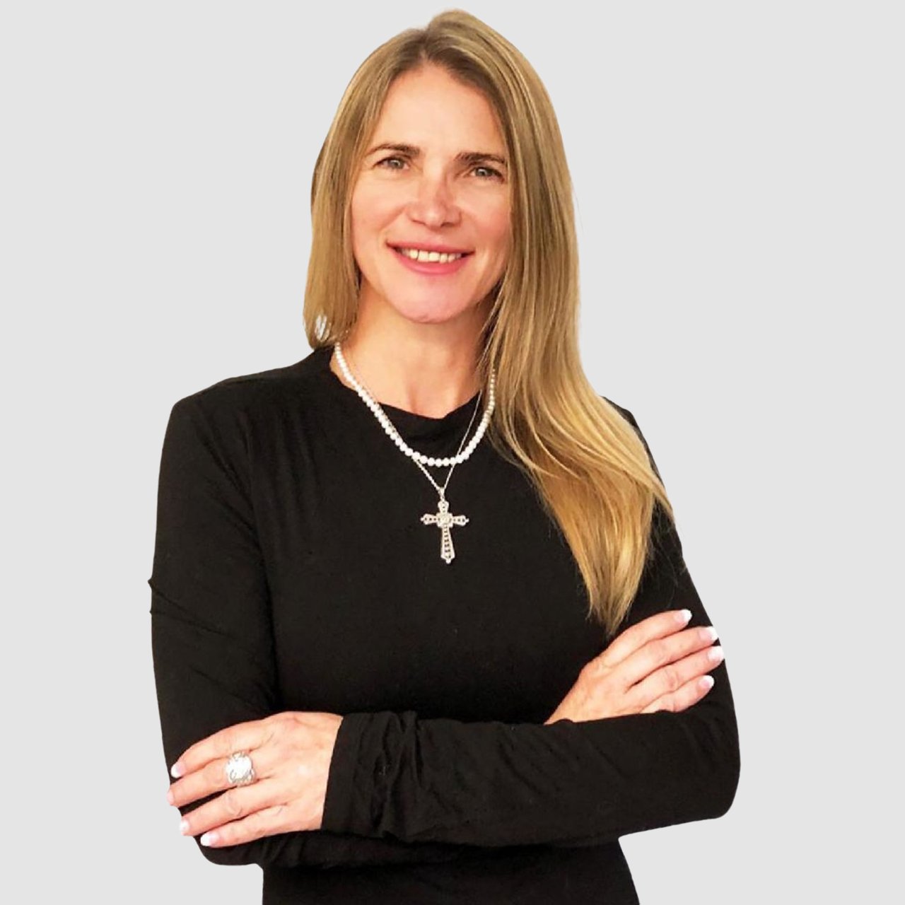 Lenita Ramos Yreka, CA Real Estate Agent Headshot