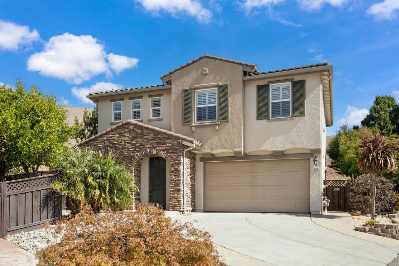 375 Longhill CT