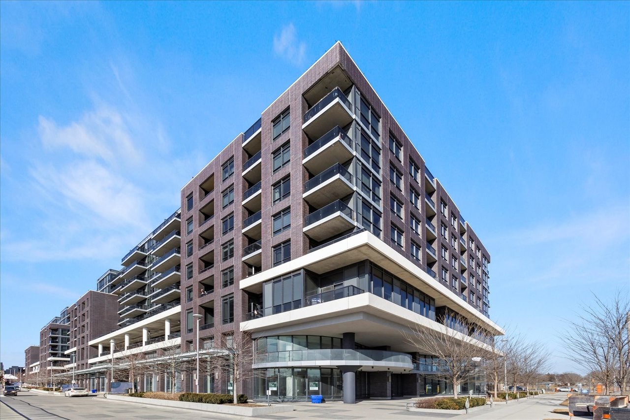 #1009-10 Gibbs Road 
