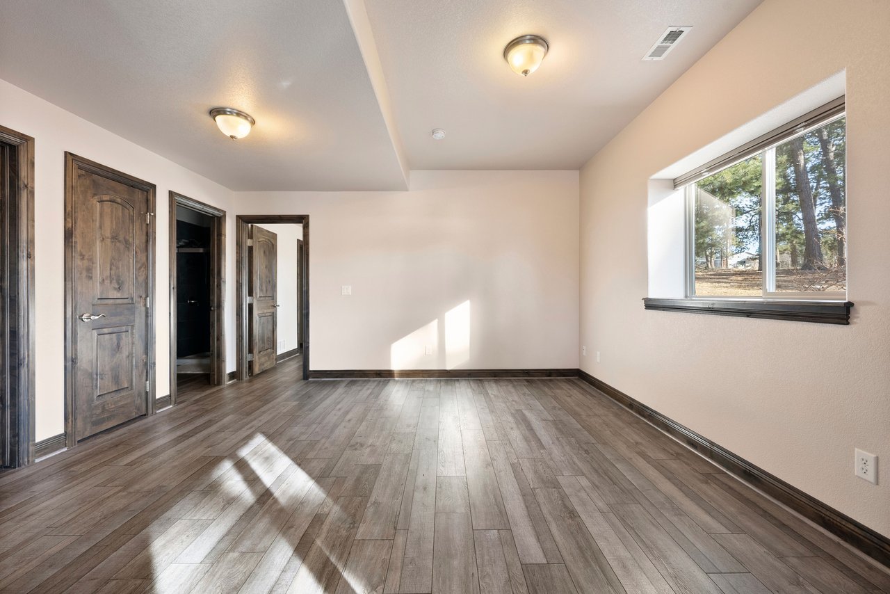 17576 Cabin Hill Lane