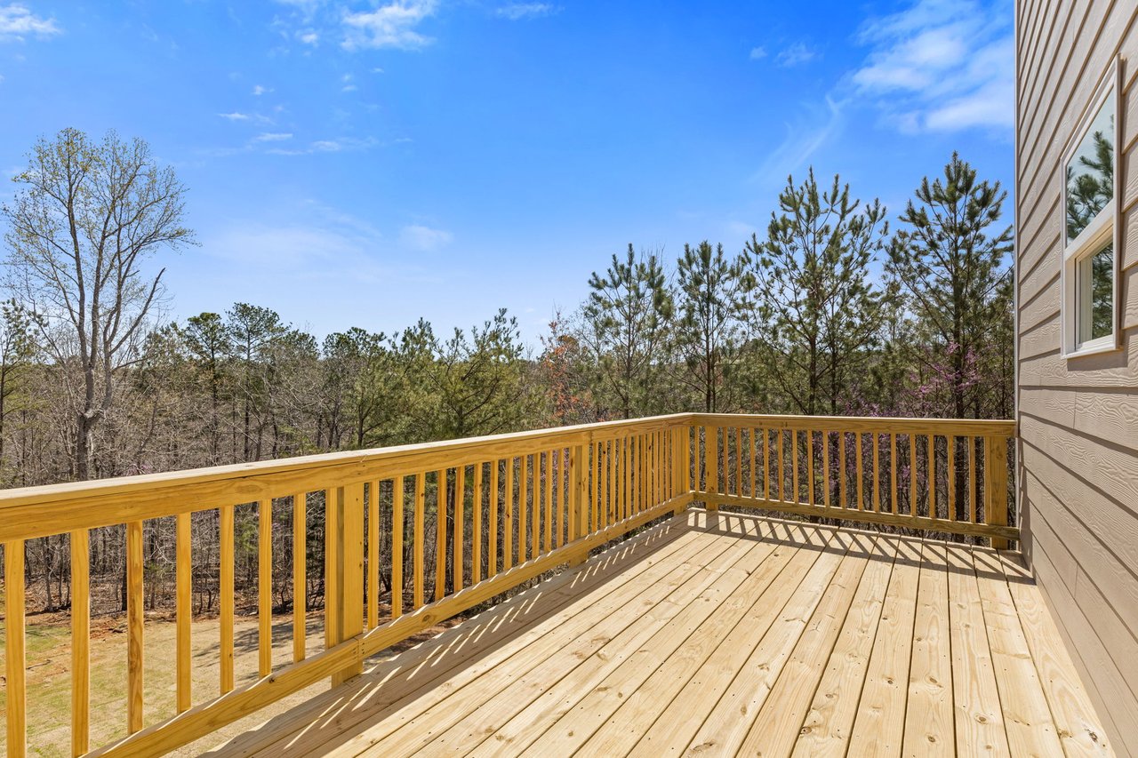 688 Shoals Trl