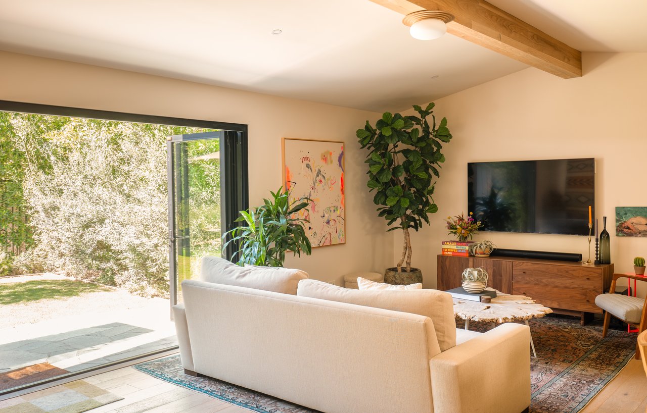 4157 Sunswept Dr, Studio City