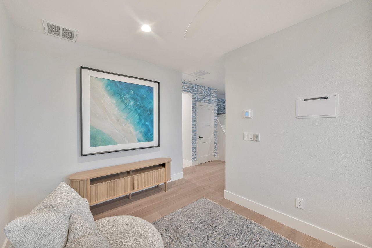 Barefoot Lane, 3476 Sq. Ft.