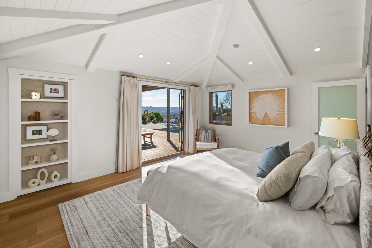 1522 Knoll Circle Drive