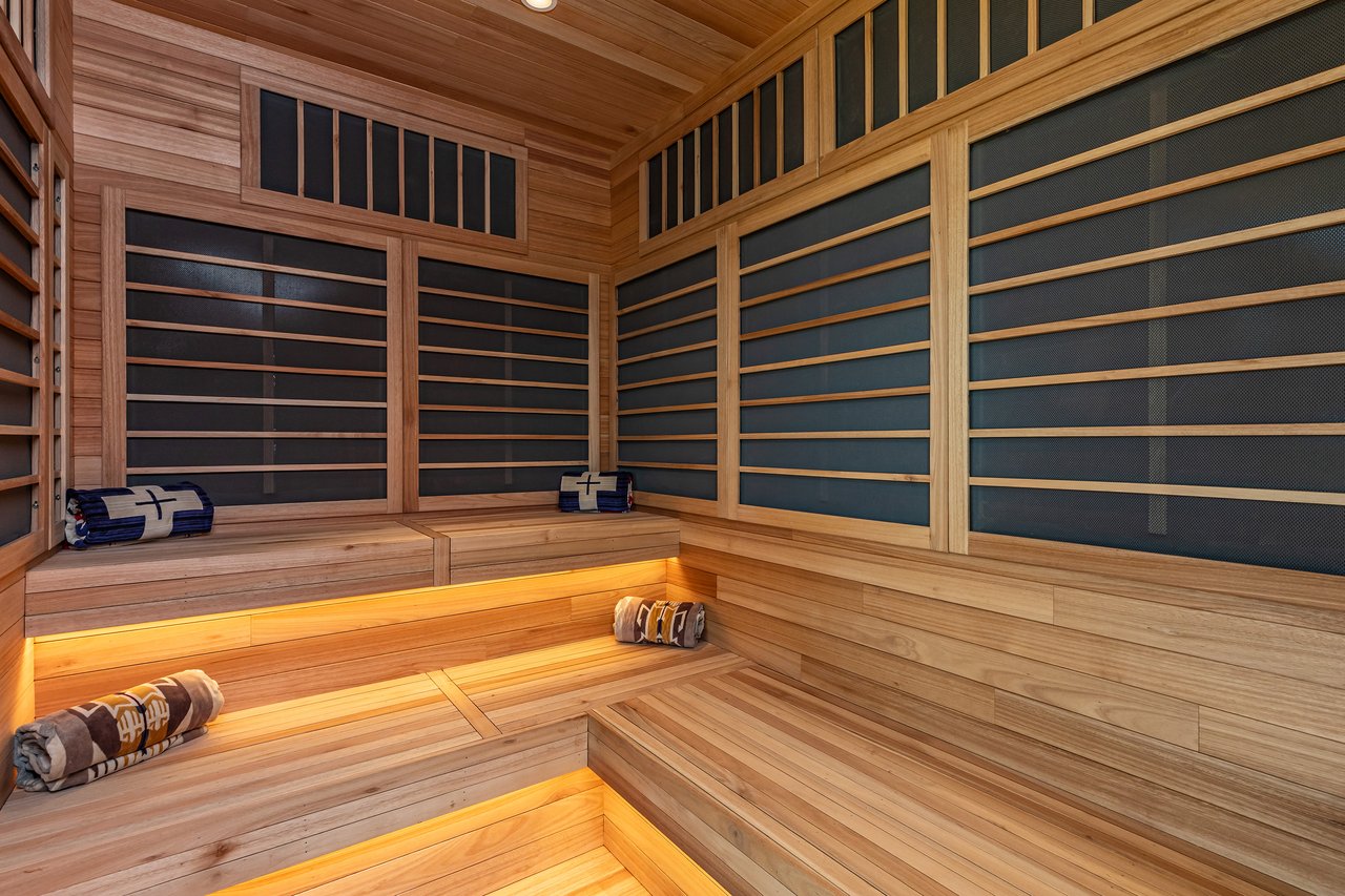 684 Firth Ave, Brentwood