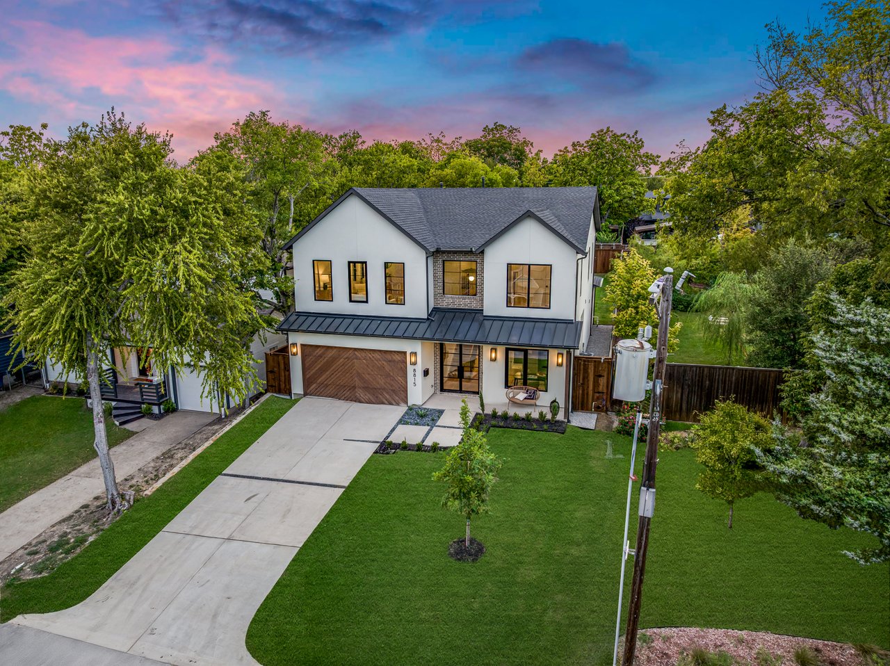 8815 San Leandro Drive