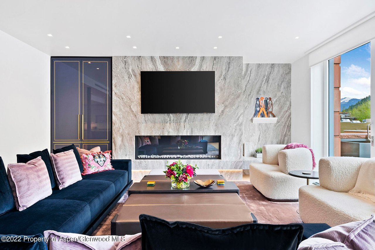 508 E Cooper Avenue, Unit 201