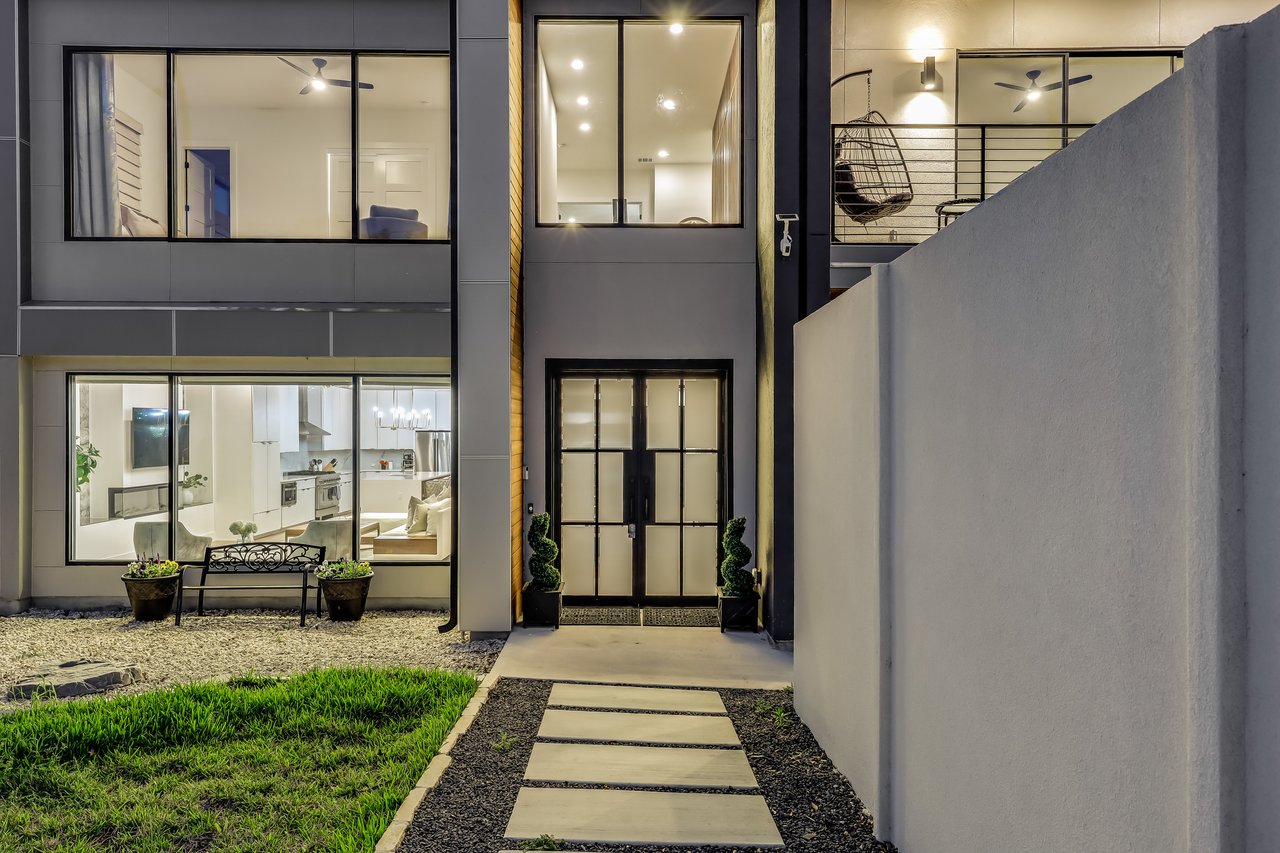 3138 Chisholm Trail