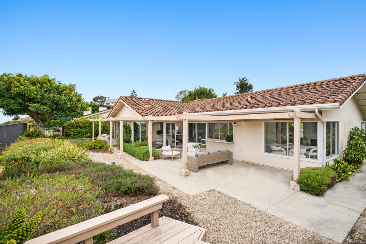 1606 Reef View Circle