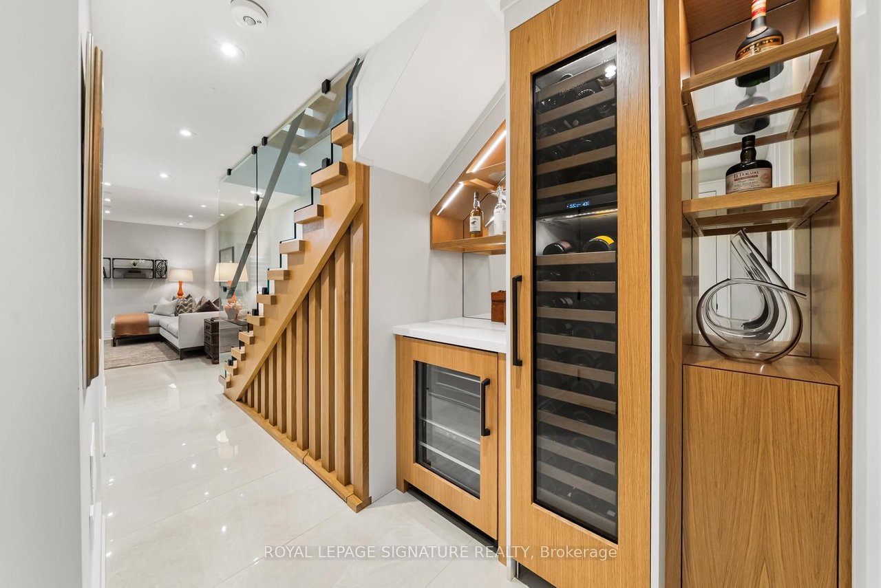 588 Woburn Ave, Toronto