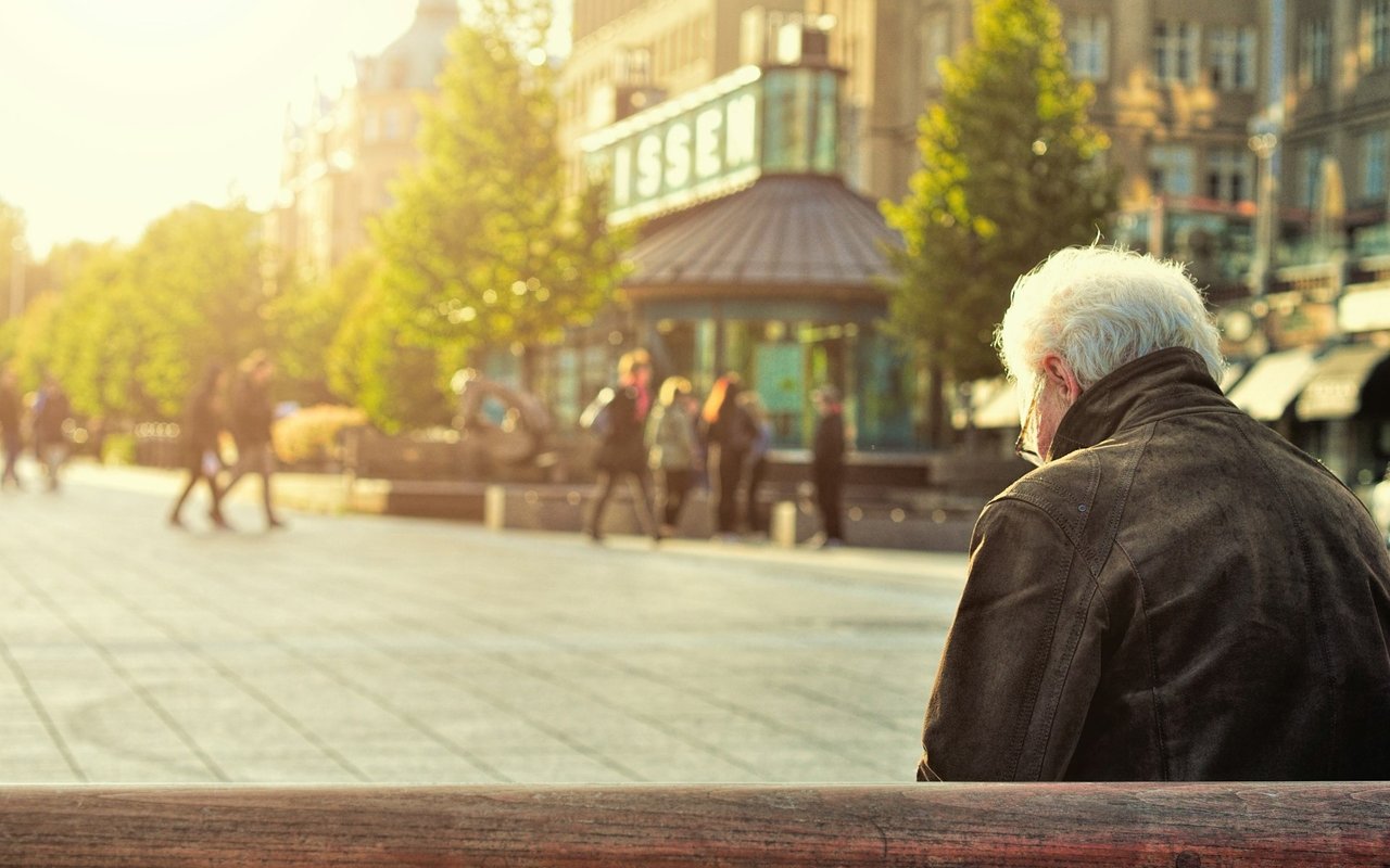 What Should I Consider Before Choosing a Particular 55+ Community?