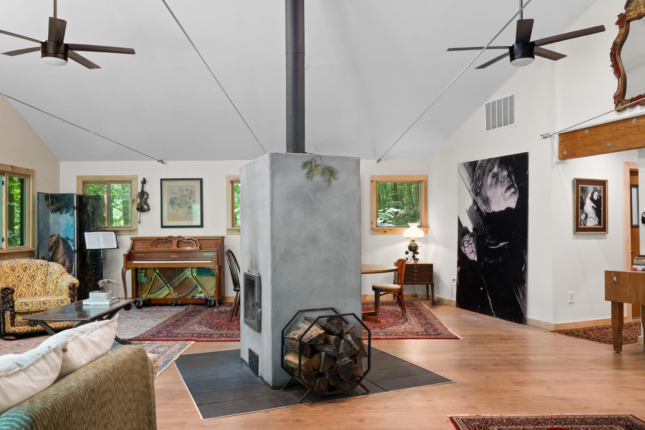 122 Buffalo Hollow Rd