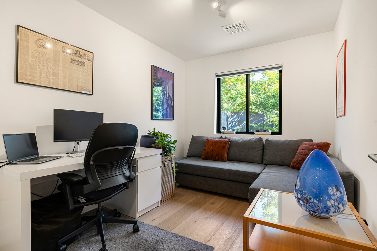 6511 E MONTEROSA Street