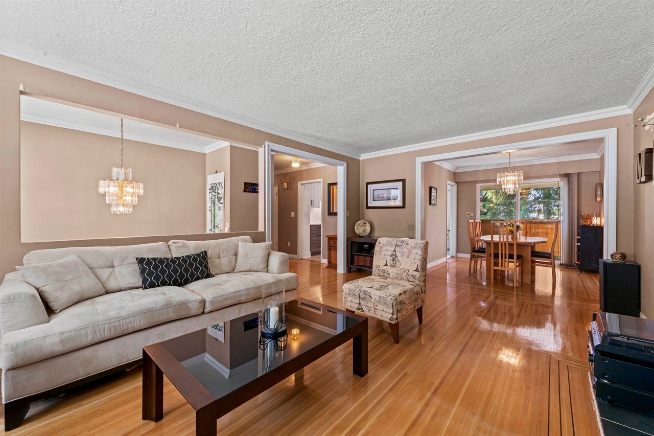 942 GARROW DR