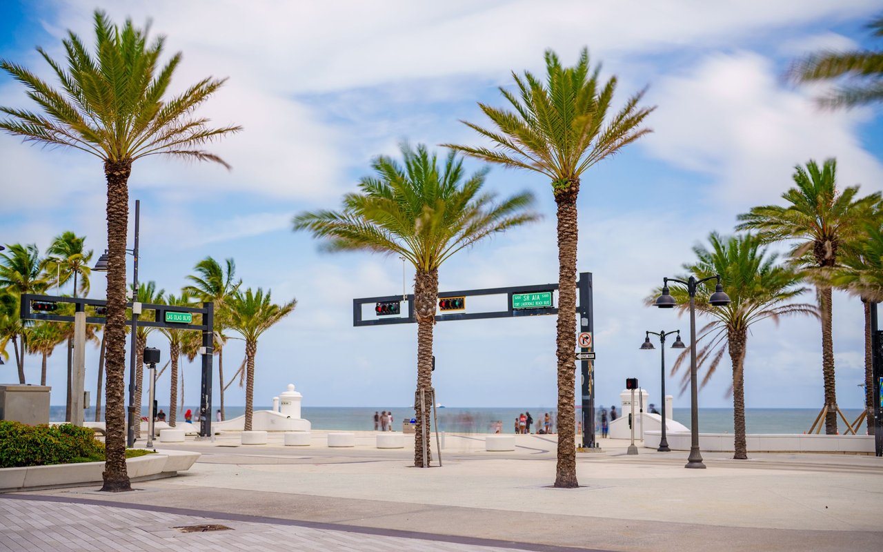 Las Olas Isles