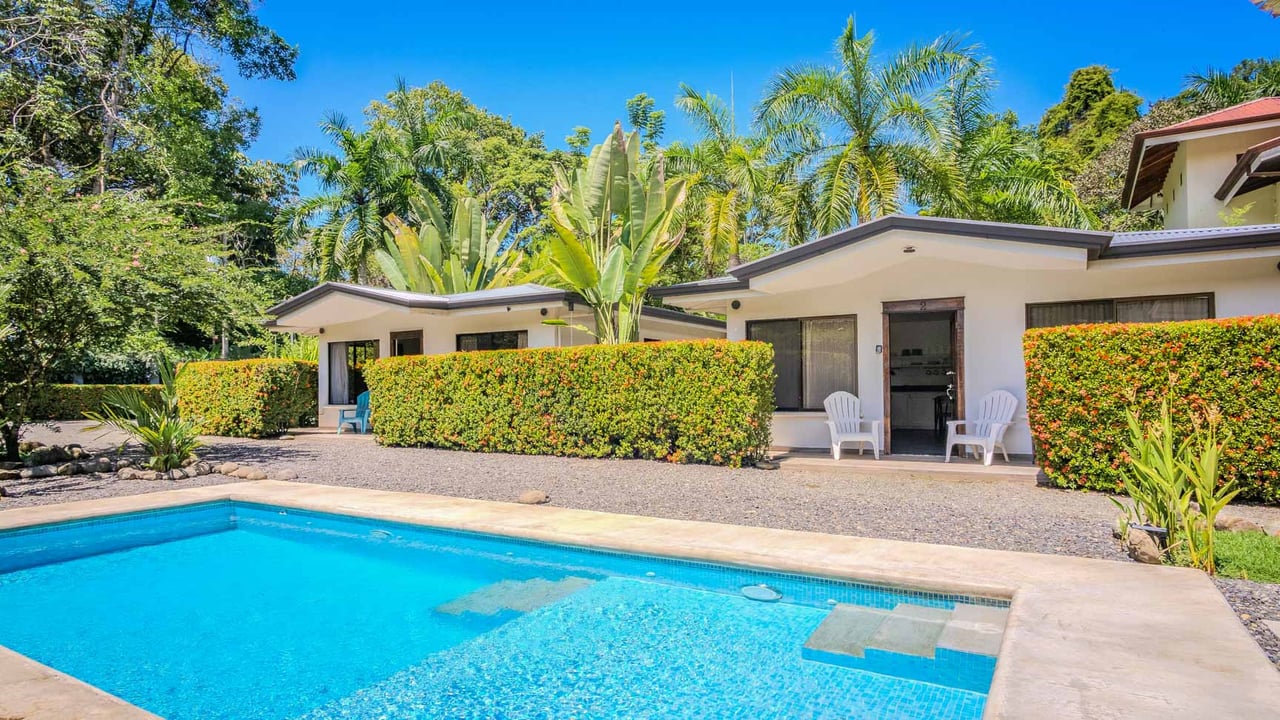 Tropical 3-Cabin Home with Pool and Gardens in the Heart of Uvita